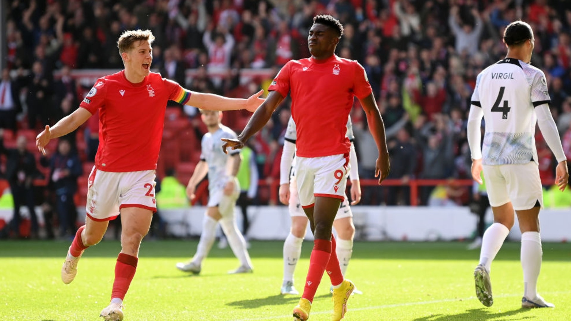 曾以顾问的 曾以顾问的